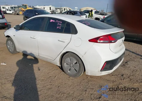 2017 Hyundai Ioniq Hybrid Blue z USA, uszkodzony, nr VIN KMHC65LC5HU037348